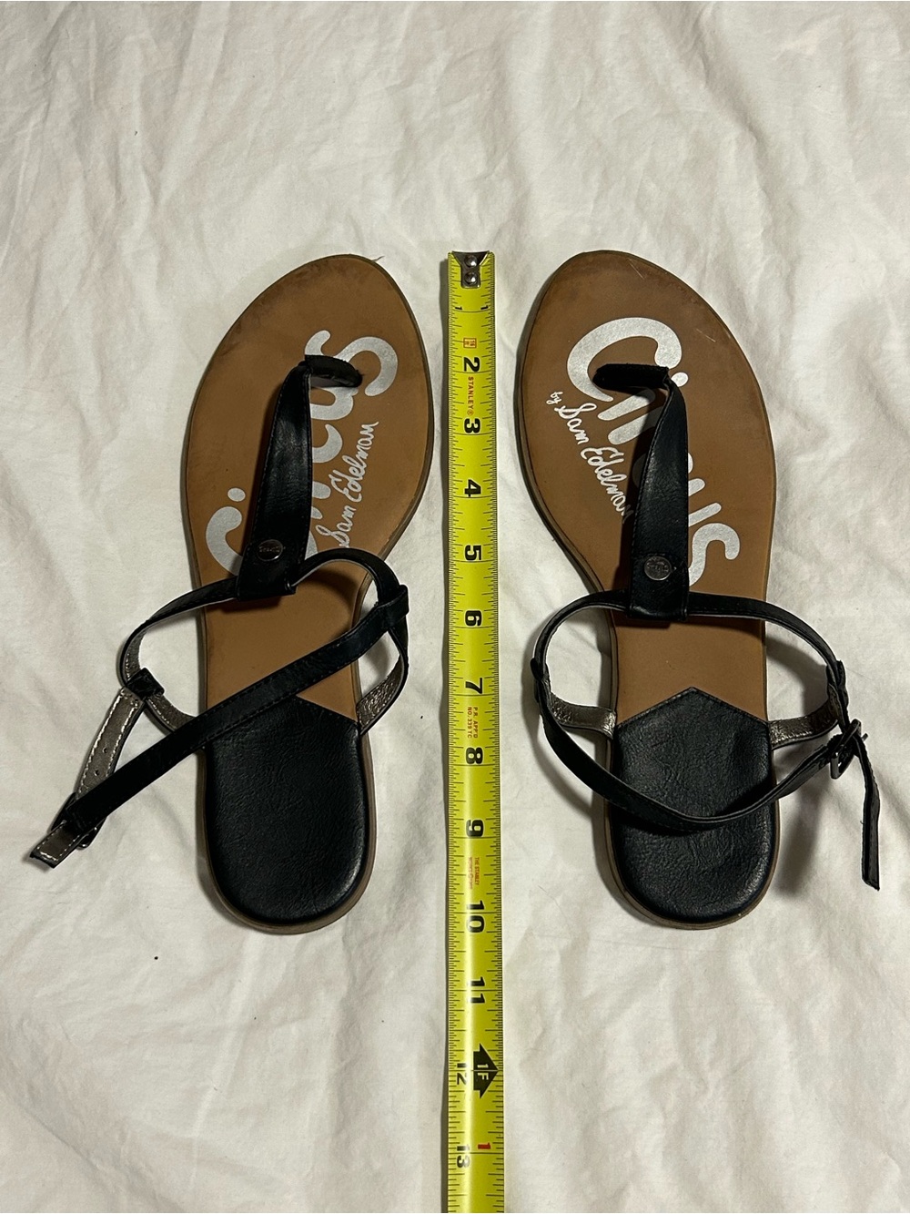 Circus women’s black brown thong sandals flats size 8 summer casual her footwear